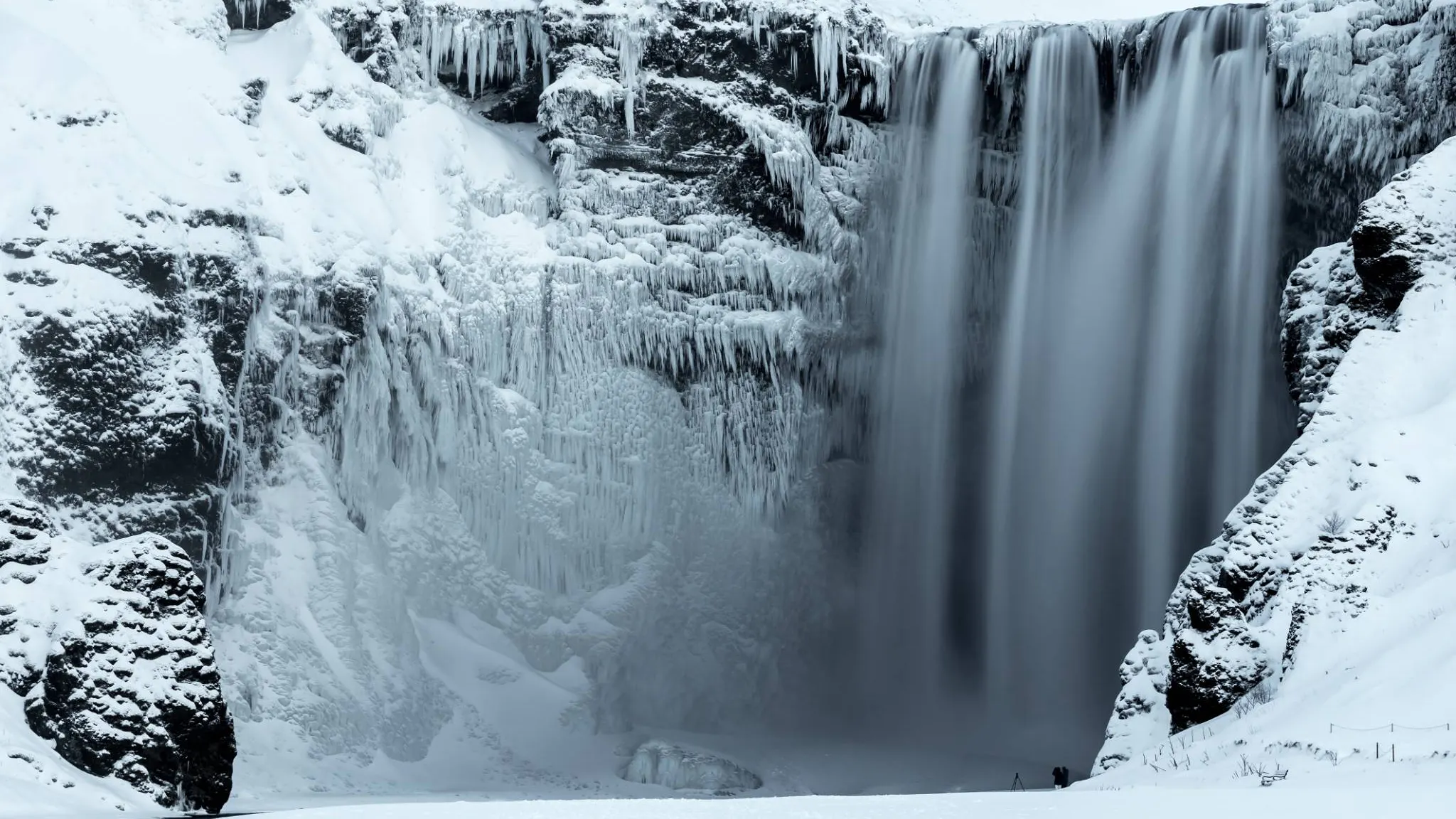 skogafoss waterfall winter