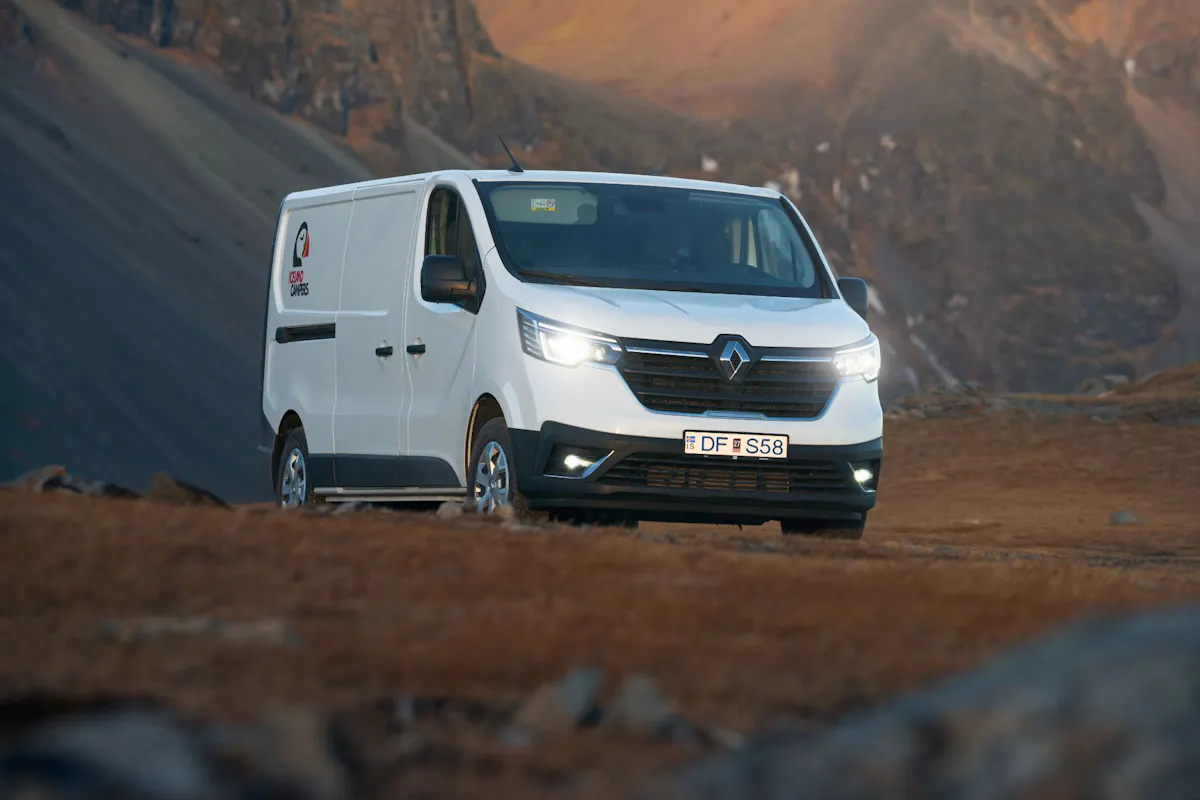 vanlife iceland brand