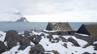 https://images.prismic.io/icelandic/327bc1c4-95fc-4589-8f1e-648332062491_Icelandic_GY1A1144.jpg?auto=compress%2Cformat&rect=0%2C120%2C2250%2C1266&w=320&h=180