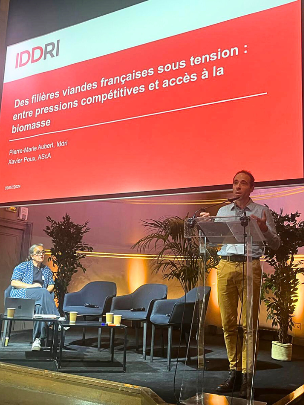 Pierre-Marie Aubert lors de la conférence publique de présentation du scénario tendanciel des filières viande en juillet 2024 à Paris.