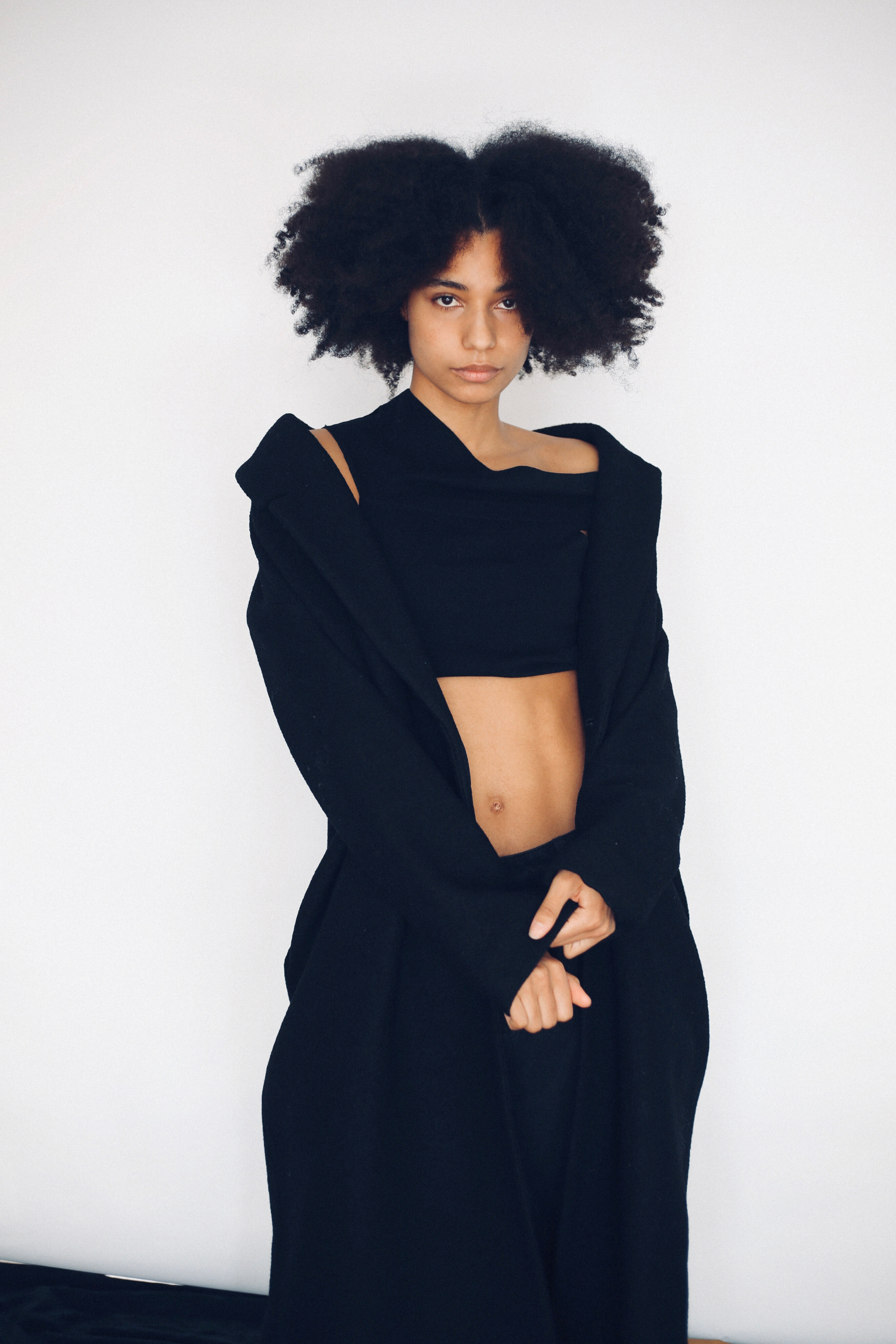 アイドル Emma EMMA TIGHT | Literary Sport