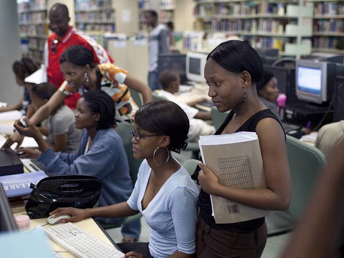 African women working on computers