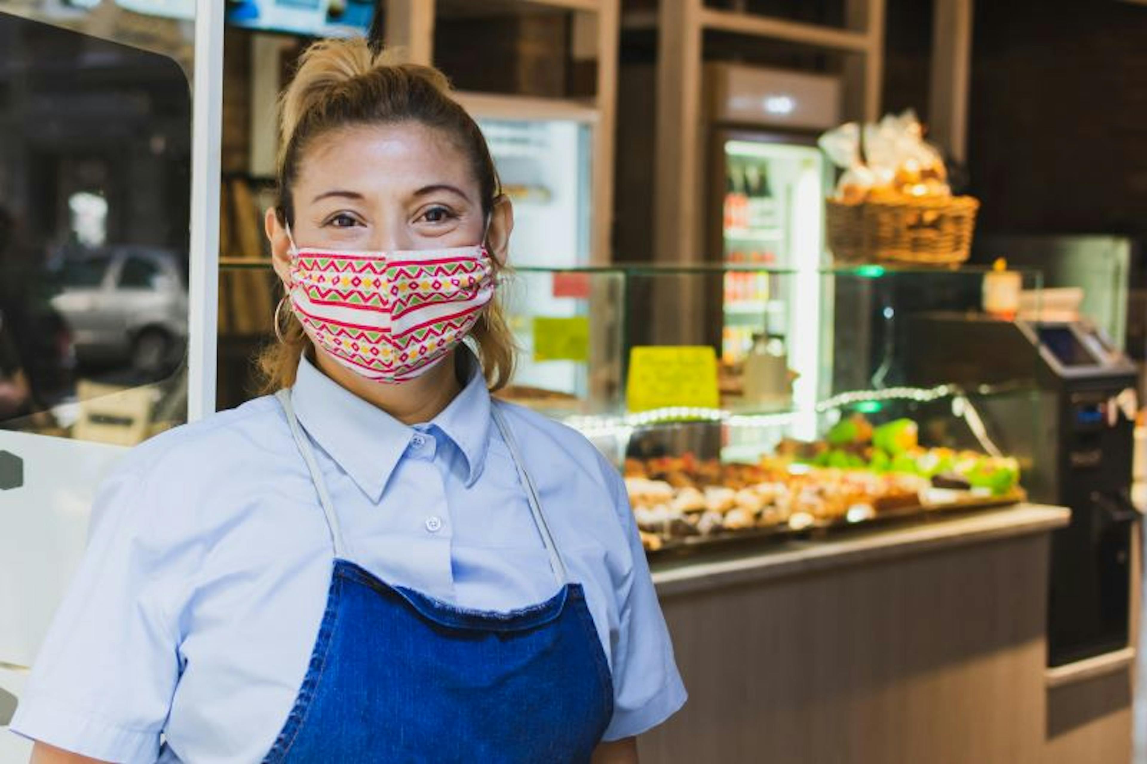 woman wearing mask at work