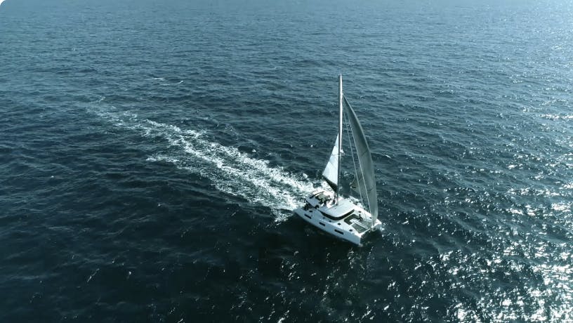 Video Lagoon Catamaran