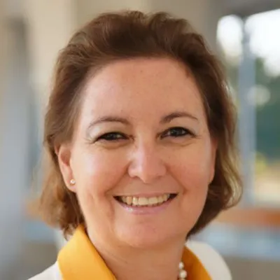 Laura Thompson