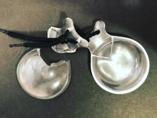 Castañuelas rotas de Antonio Perujo.