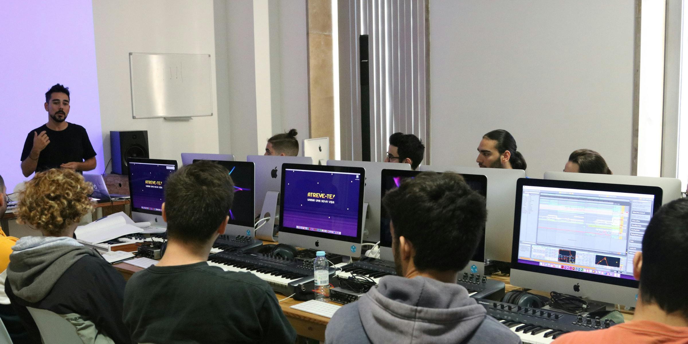 Imaginando being used in music production course with student discount program