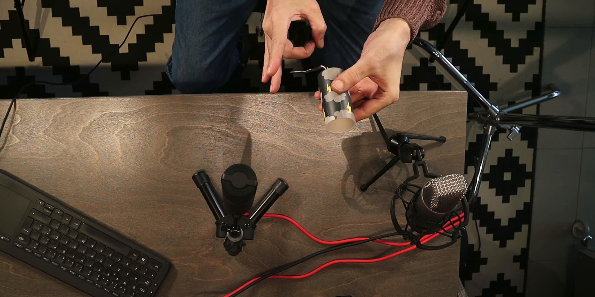 FRMS granular synthesizer with Frequency Modulation being used to make amazing sound from a Thunder Toy.