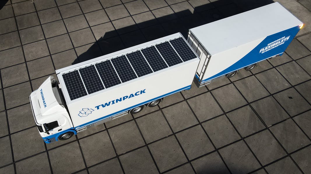 Van der Linden truck with roof-mounted solar panels generating green energy using SolarOnTop technology