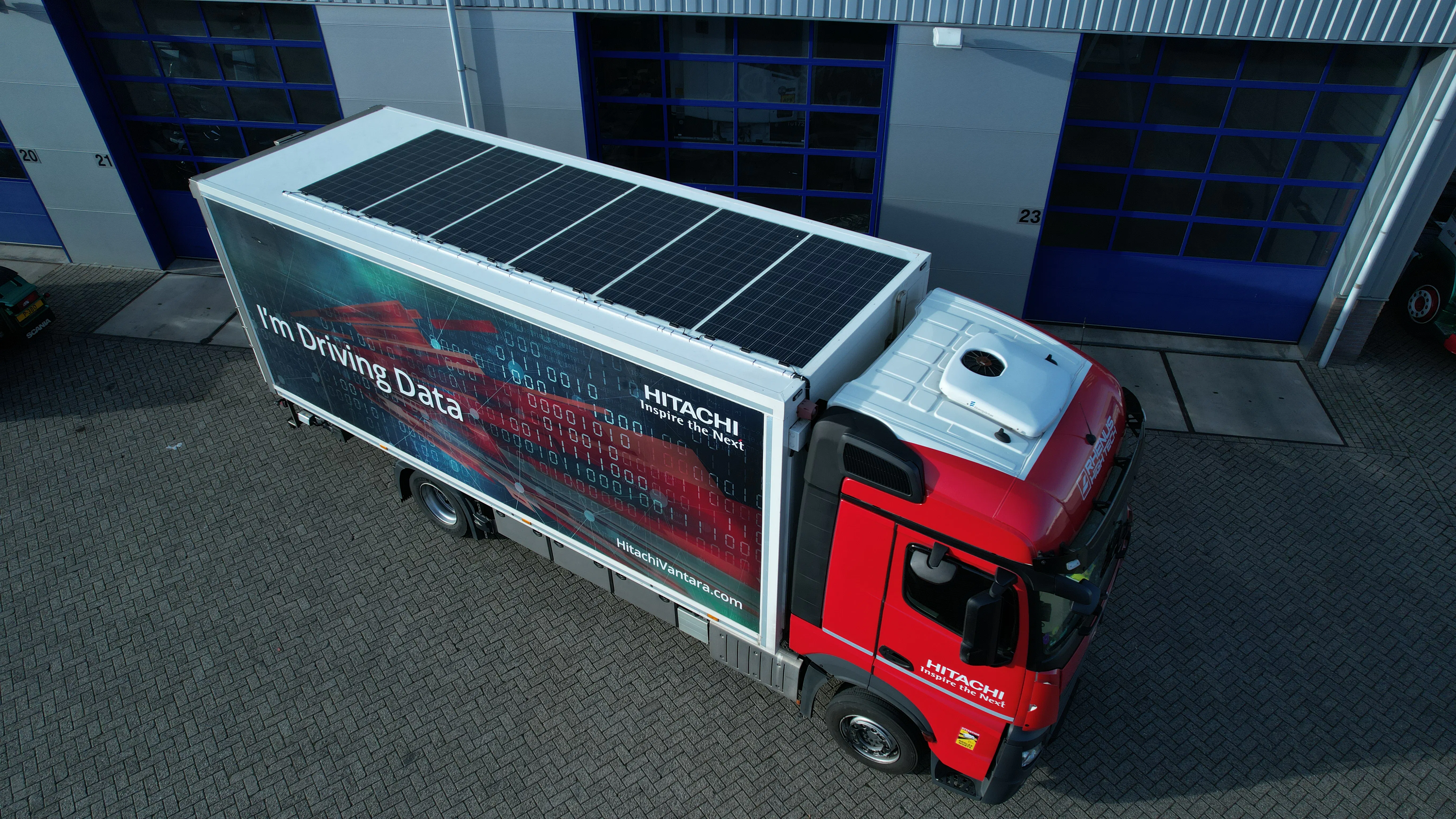 Solar panels installed on the roof of the Hitachi Vantara*Rhenus Logistics truck