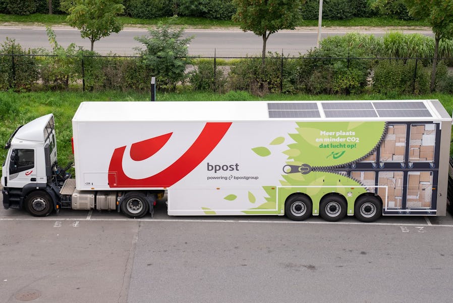  Bpost truck powered by SolarOnTop