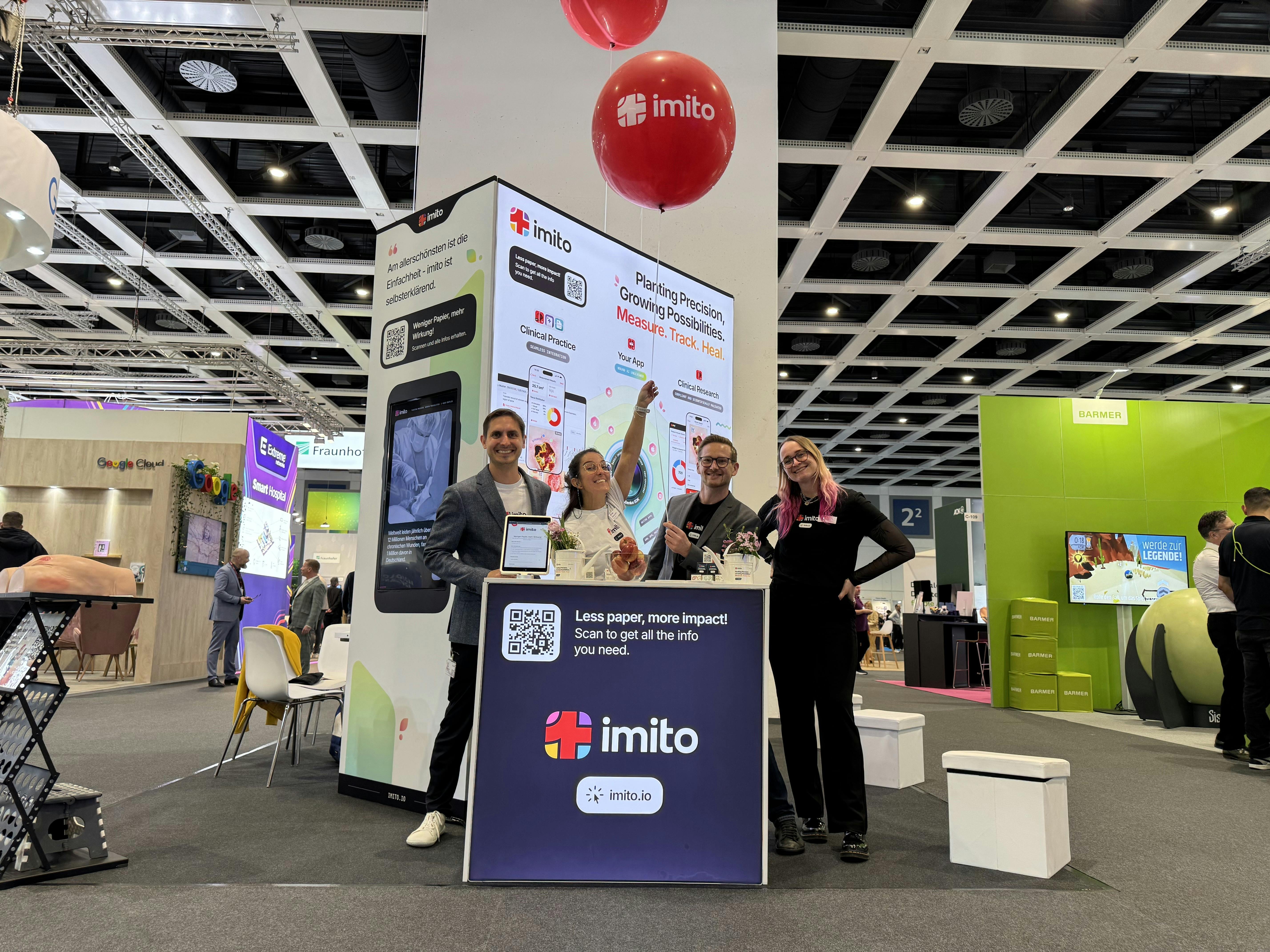 Adriana Godrid at imito - Software developer, diver & clown