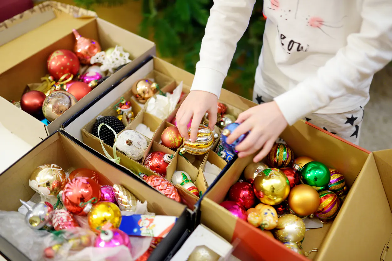 10 truques e dicas para armazenar as decorações de Natal