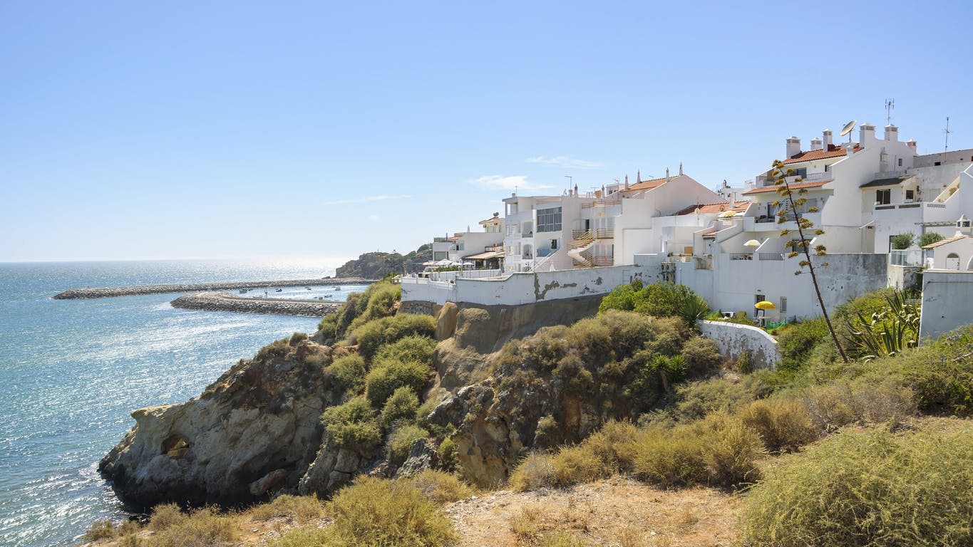7 locais para comprar uma second home no Algarve
