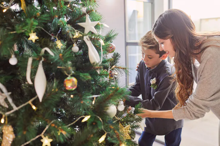 6 dicas de como fazer uma árvore de Natal diferente