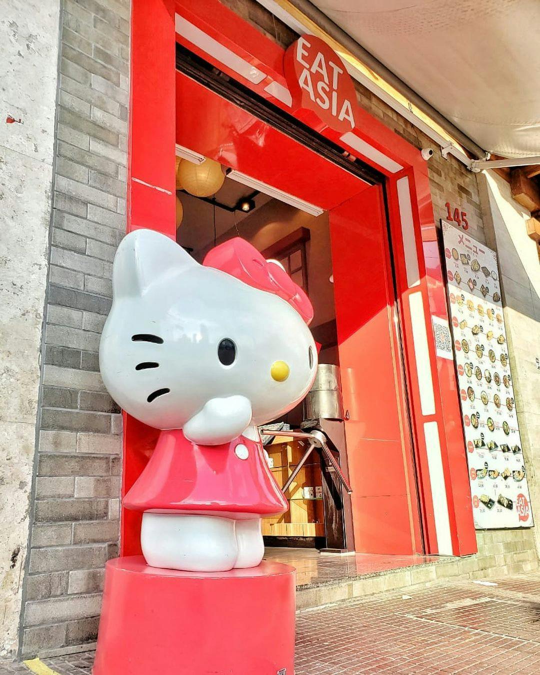 O primeiro restaurante e café temático da Hello Kitty no Brasil