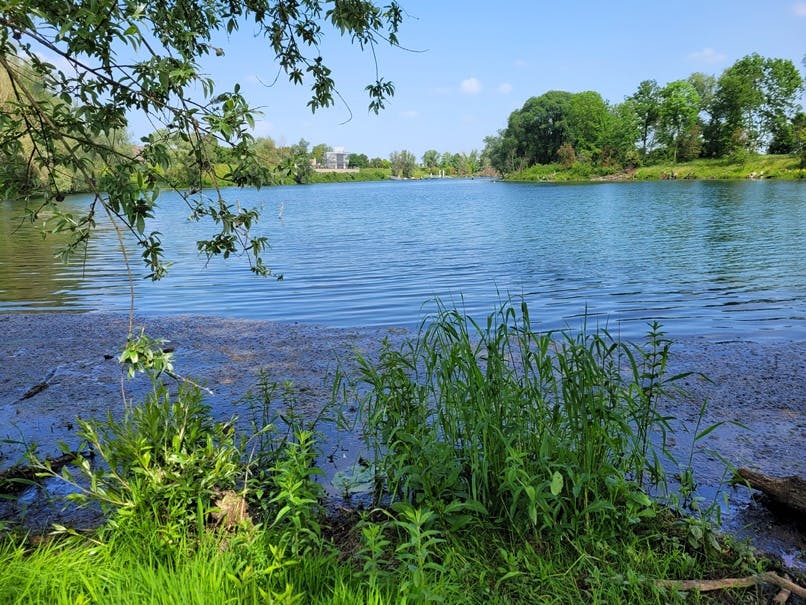 Photo d'un lac prise lors de l'excursion des élèves de l'Inda Arlon.
