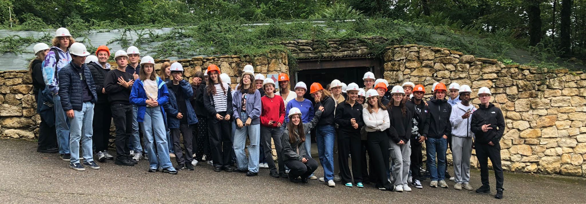 Élèves de rhéto de l'Inda Arlon en excursion à Verdun.
