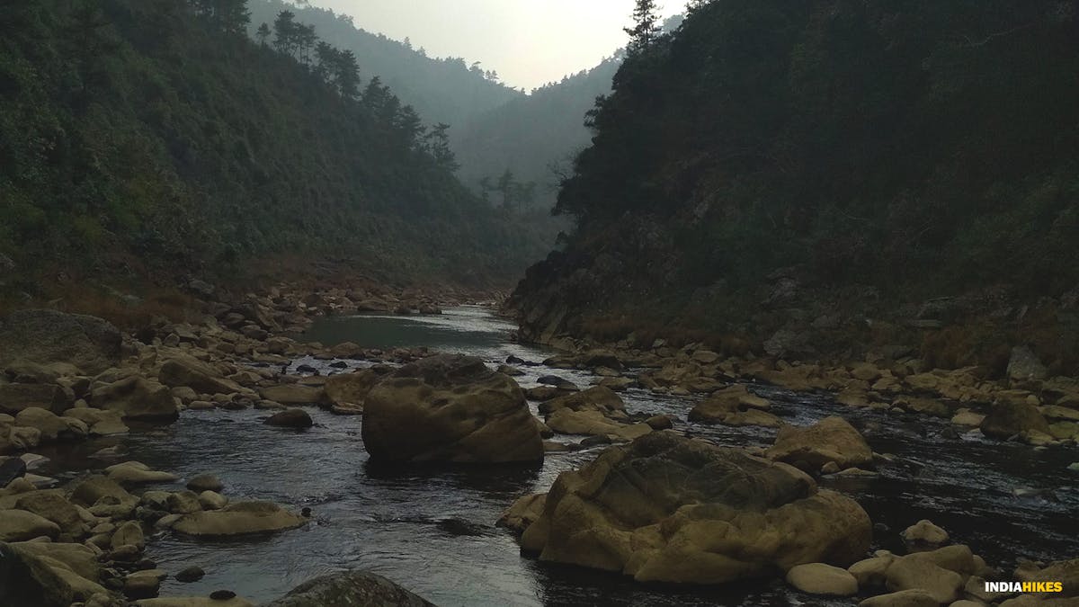 river crossings, david scott trek, david scott trail, trekking in meghalaya, treks in meghalaya