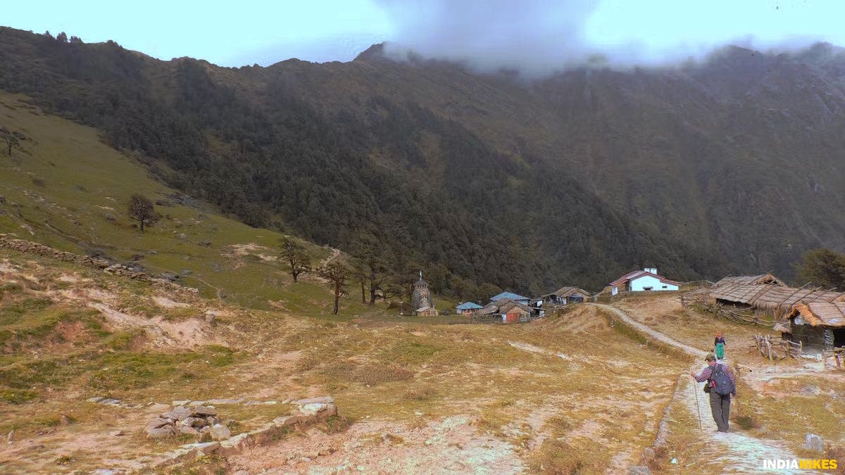 Madmaheshwar temple, madmaheshwar trek, buda madmaheshwar trek, treks in Uttarakhand, Uttarakhand treks, Indiahikes, madhya maheshwar temple