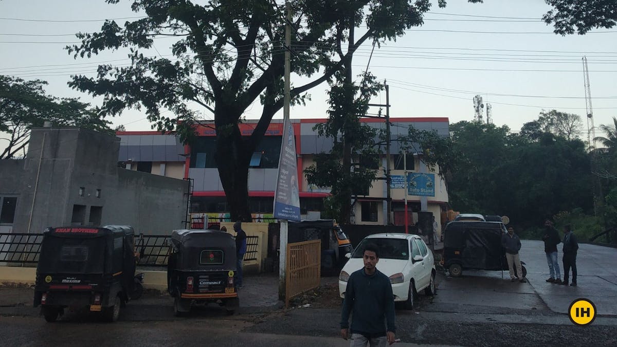 Bus stand, Tadiandamol trek, Treks in Coorg, Kodagu district, western ghats, shola forests, Indiahikes