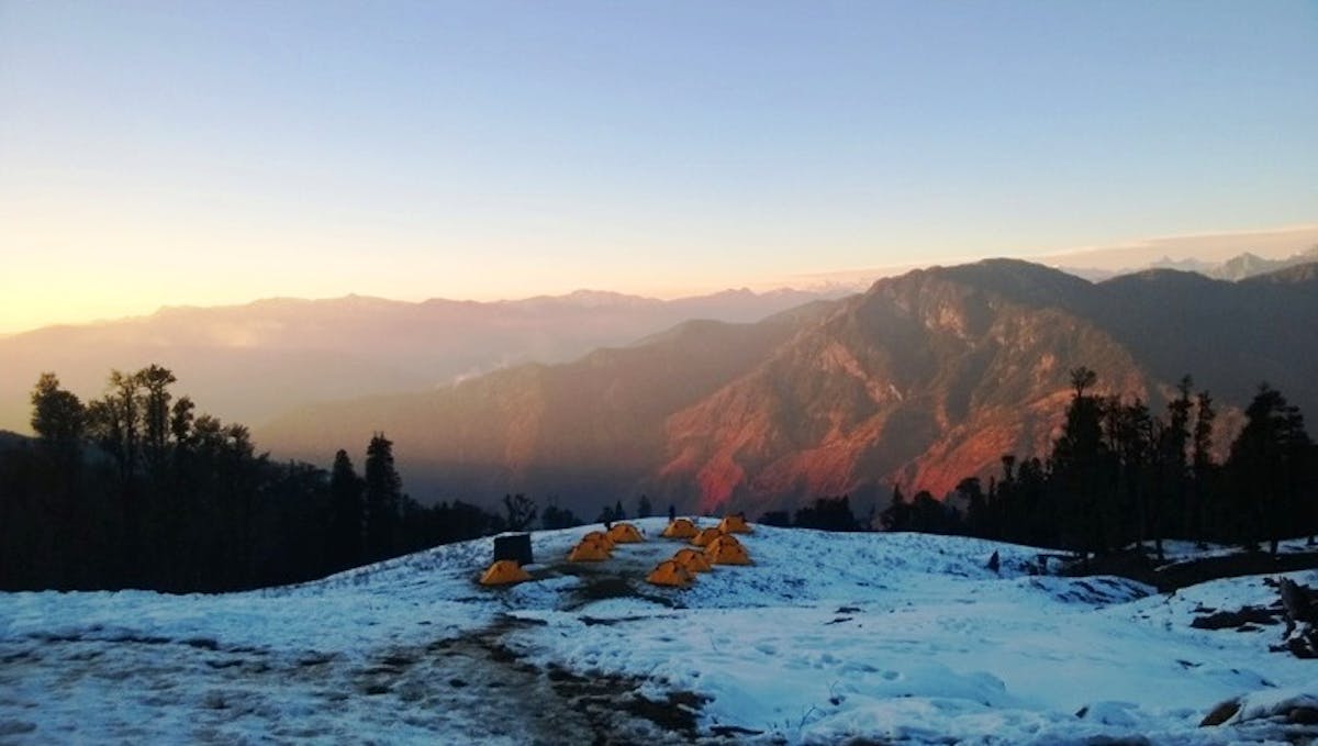 Sunset at Kedarkantha base camp, Indiahikes, Kedarkantha trek in winter
