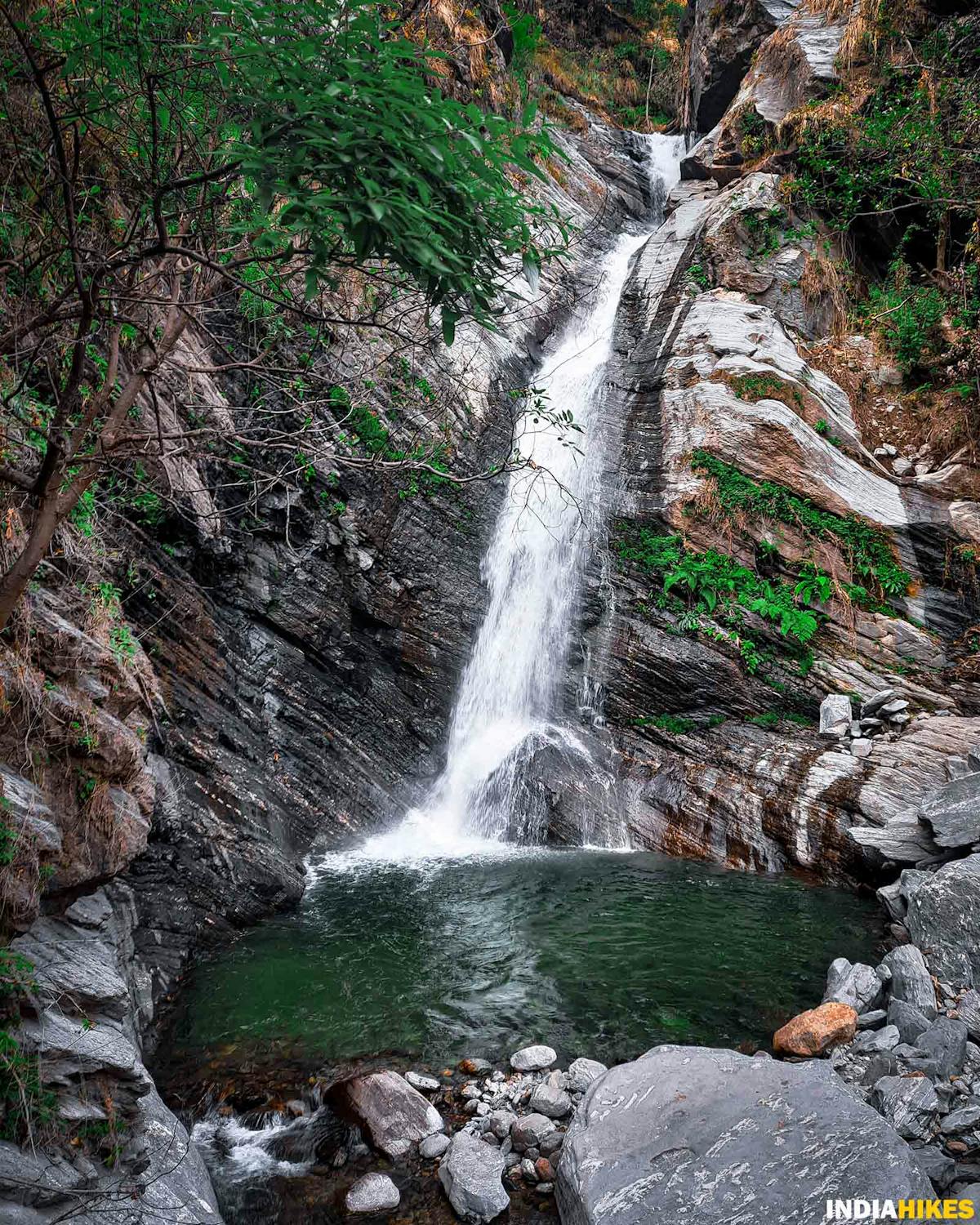 Waterfall, madmaheshwar trek, buda madmaheshwar trek, treks in Uttarakhand, Uttarakhand treks, Indiahikes, madhya maheshwar temple
