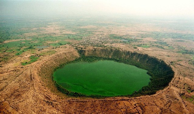 Lonar Crater Lake Trek - An unexplored cosmic marvel in Maharashtra