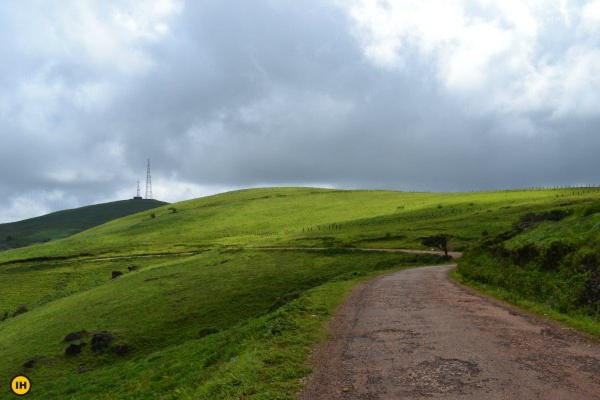mullayangiri-Manikyadhara-indiahikes-archives