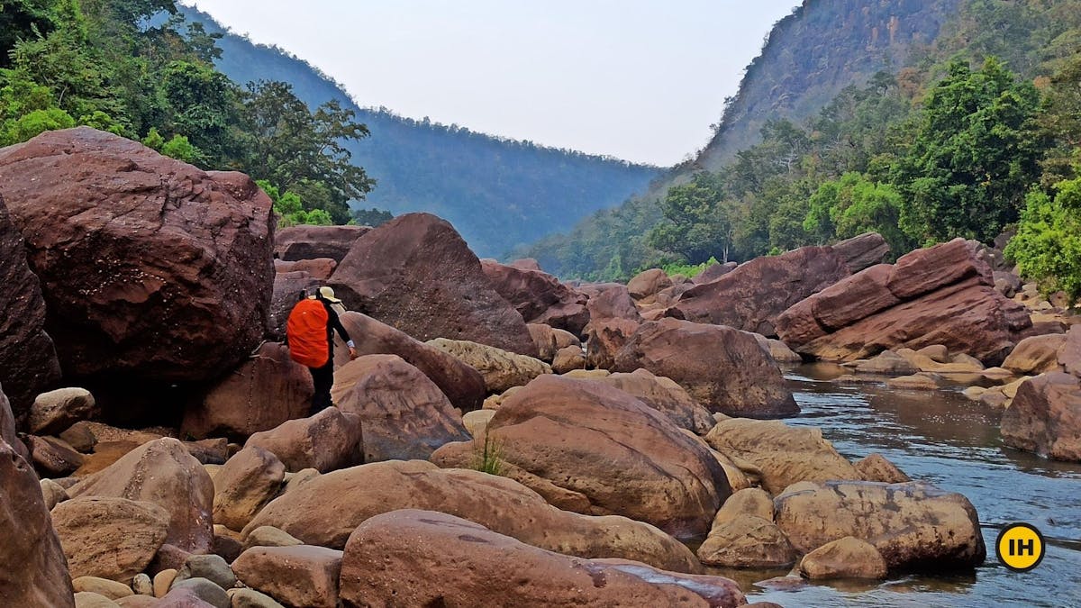 Satpura-Tiger-Reserve-Trek-Second-section-of-boulders-Indiahikes-Jeet-Singh-Arya