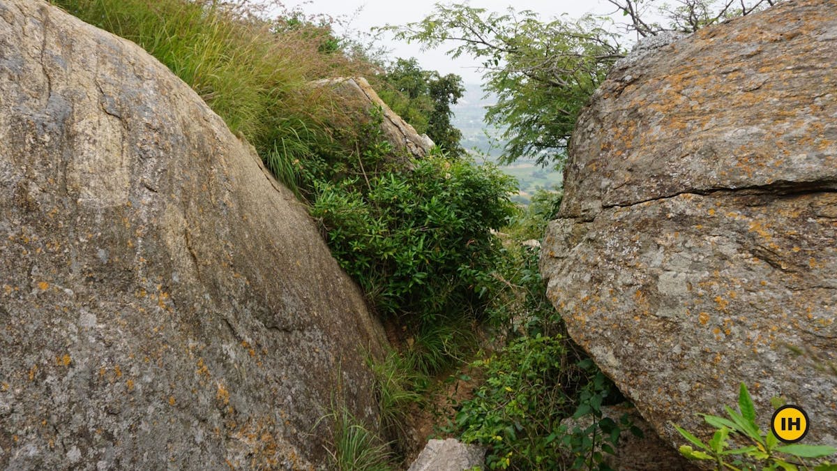 Boulders and rock formations- Harihara Betta Trek - Indiahikes