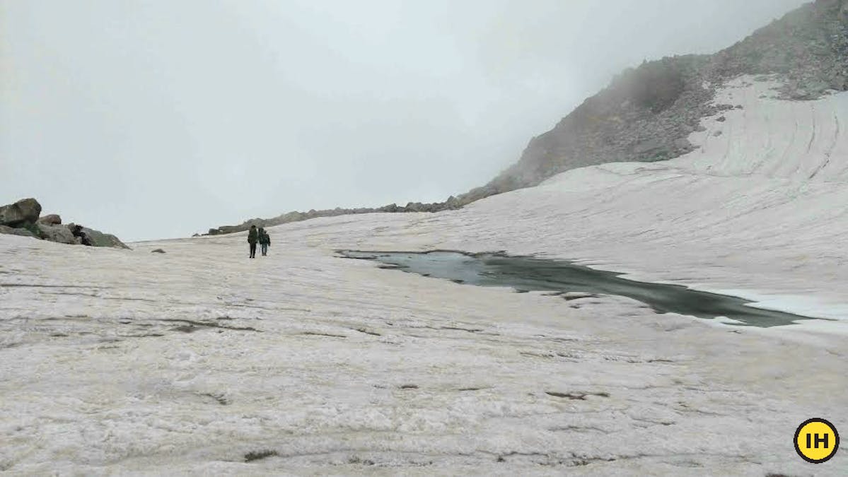 gwaru-pass-glaciar-walk-indiahikes-archives