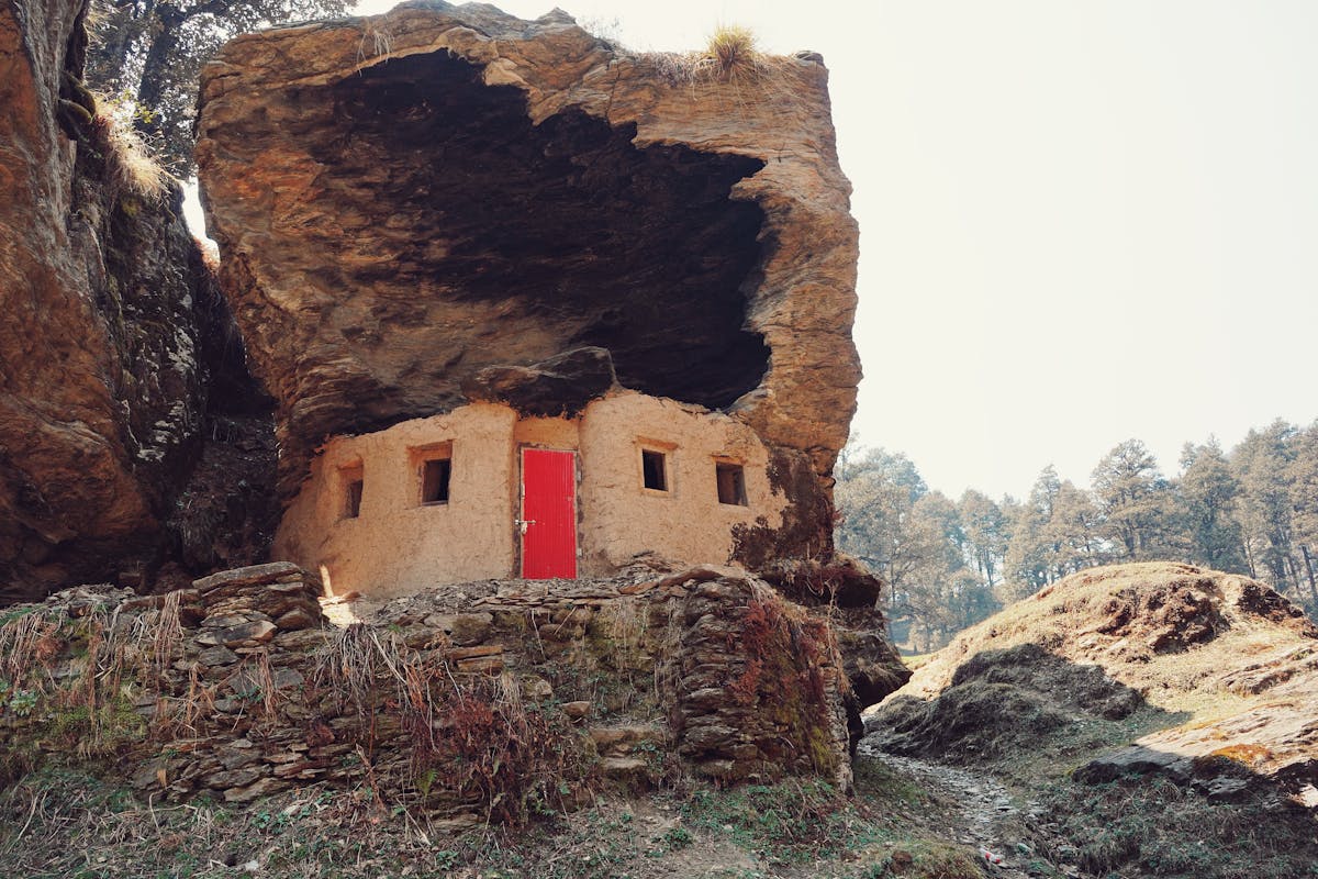Ruined building 200 metres from lake-Serolsar lake Trek-Indiahikes-Chirag Manga