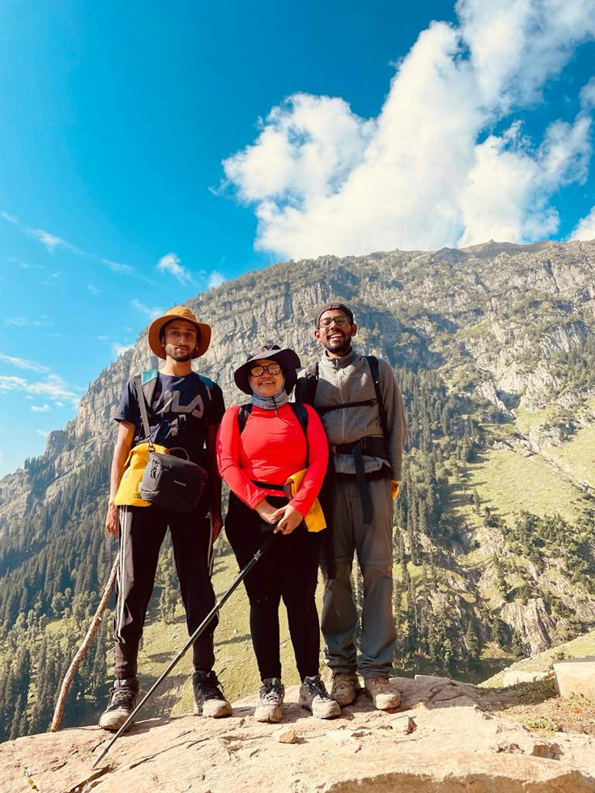 Asavari and the trek leaders during the Tarsar Marsar trek