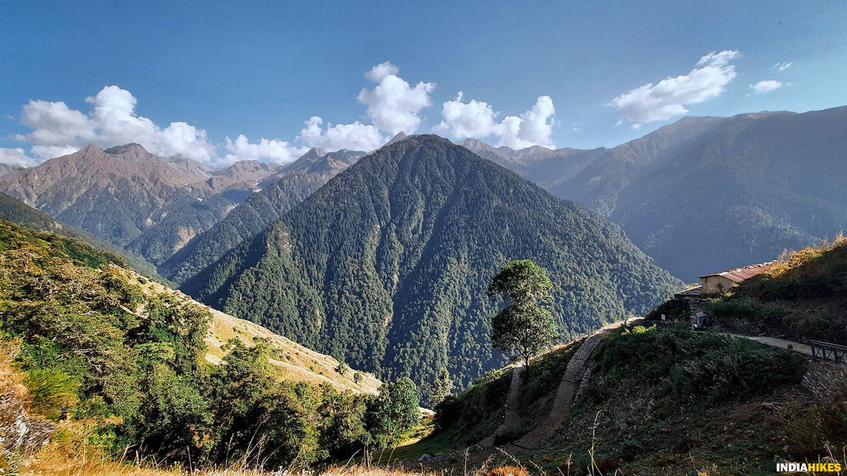 The views on the way, madmaheshwar trek, buda madmaheshwar trek, treks in Uttarakhand, Uttarakhand treks, Indiahikes, madhya maheshwar temple