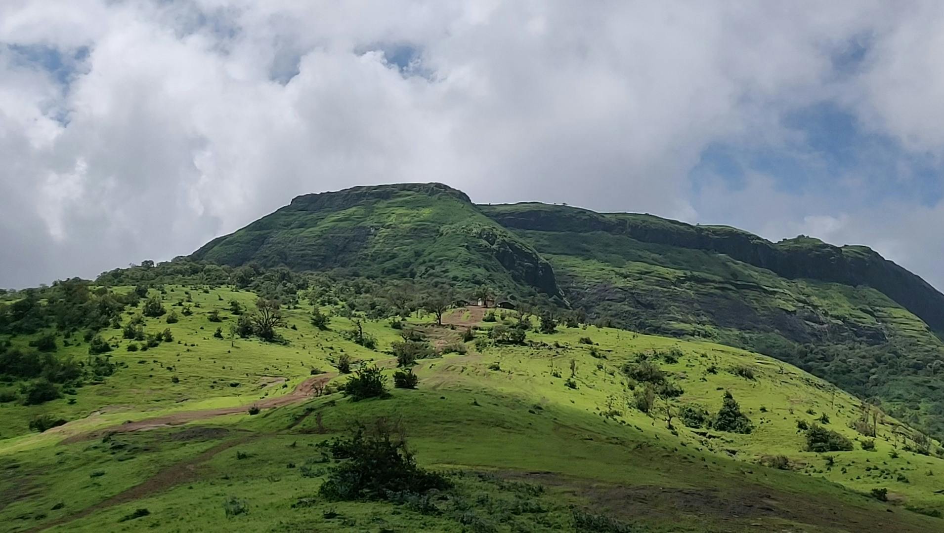 takmak fort trek details