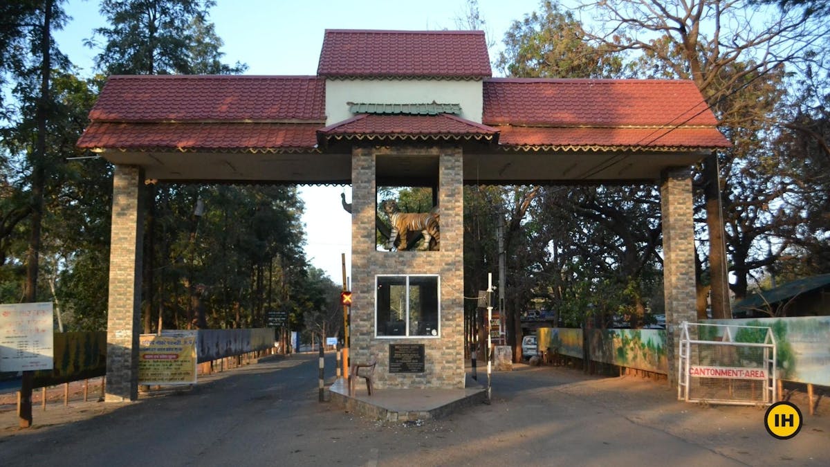 Satpura-Trek-Starting-from-from-the-Panchmarhi-Cantonment-entry-gate-Indiahikes-Saurabh-Sawant