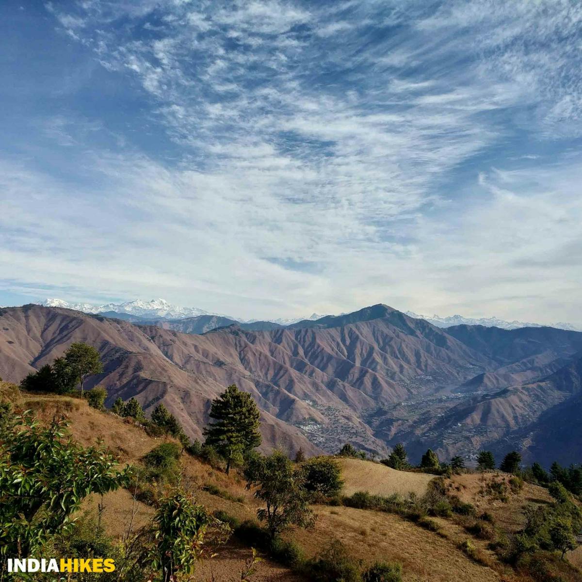 nag thatch-scenery-Garhwal-Range-Indiahikes-Mahipal-Bisht