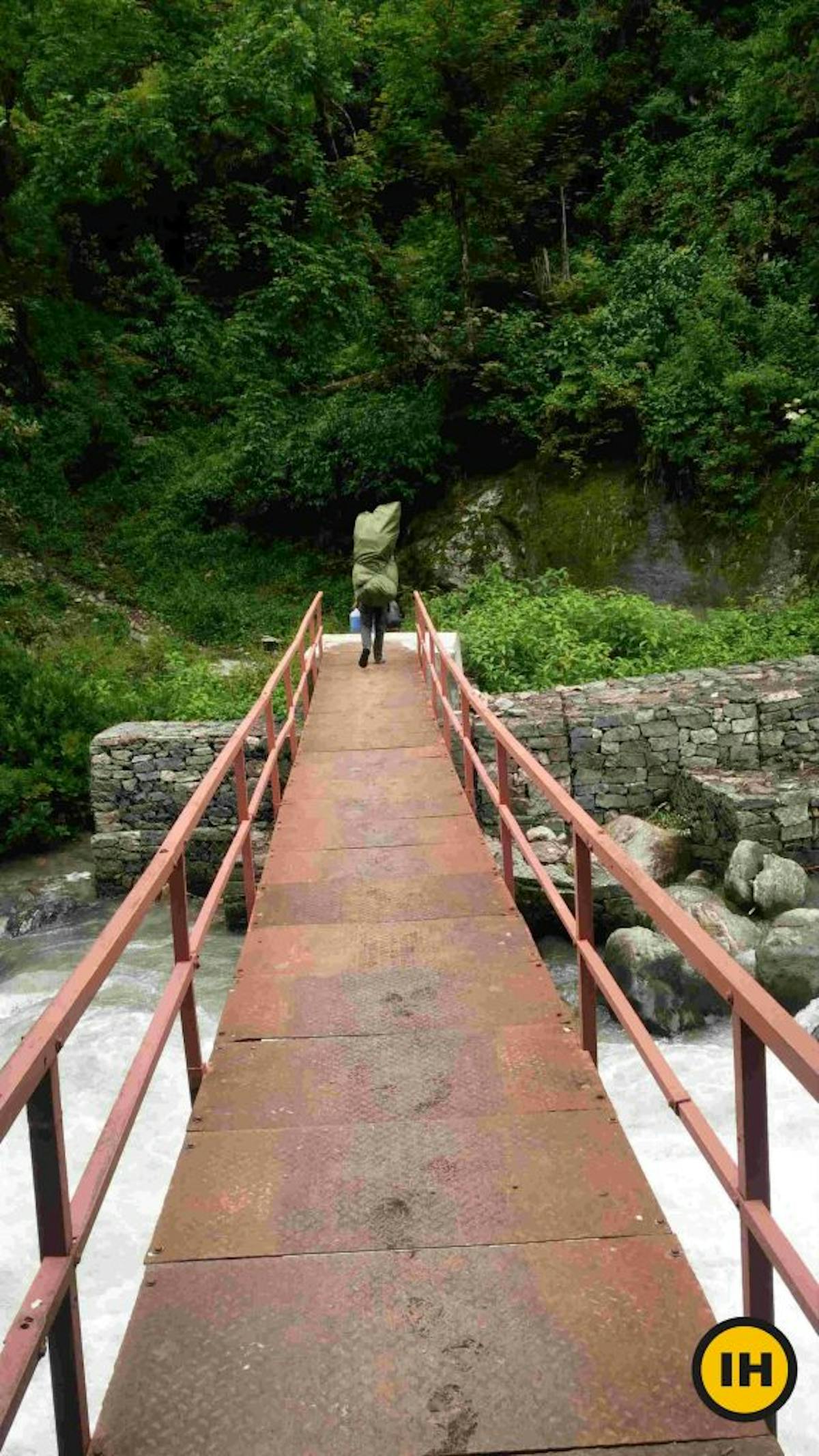 Gwaru pass - bridge crossing - indiahikes archives