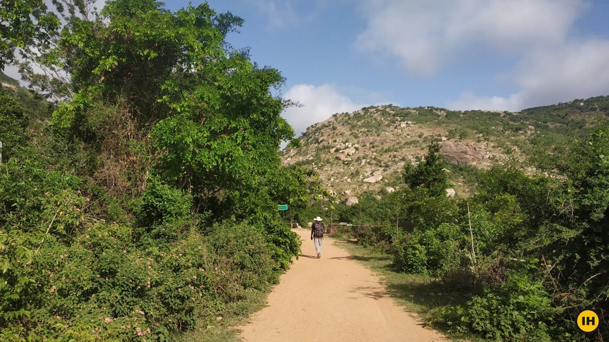 Base Trail, Skandagiri, Indiahikes, Skandagiri night trek, treks near Nandi Hills, Skandagiri trek distance, treks near Bangalore, Day treks in Bangalore, skandagiri trekking