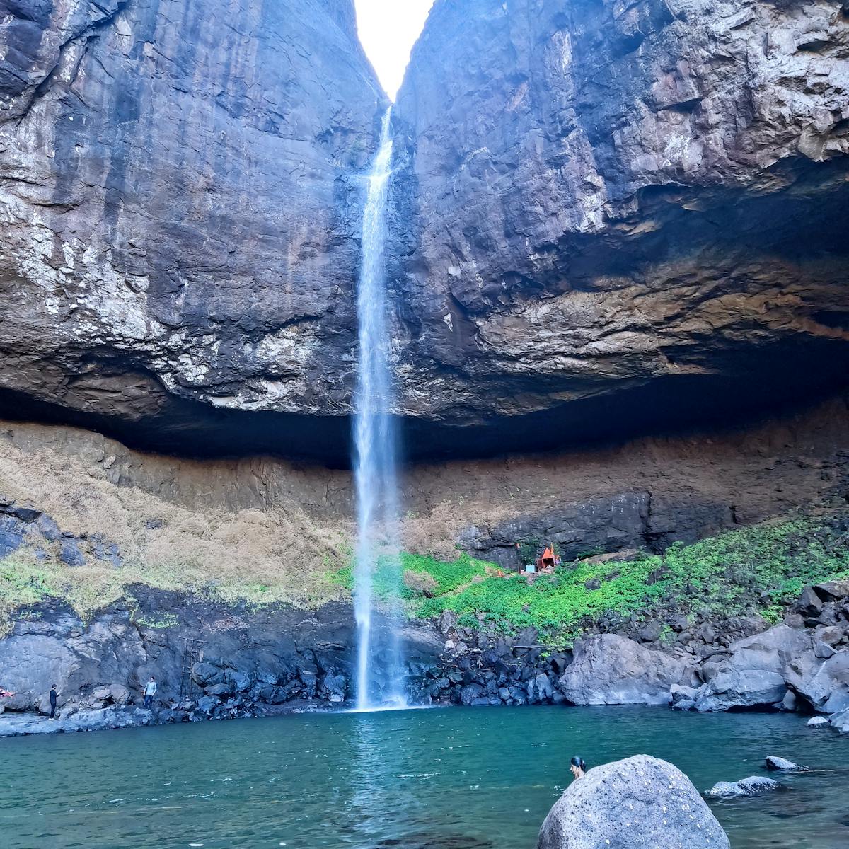 Devkund waterfalls-Indaihikes-Akshita Makhija