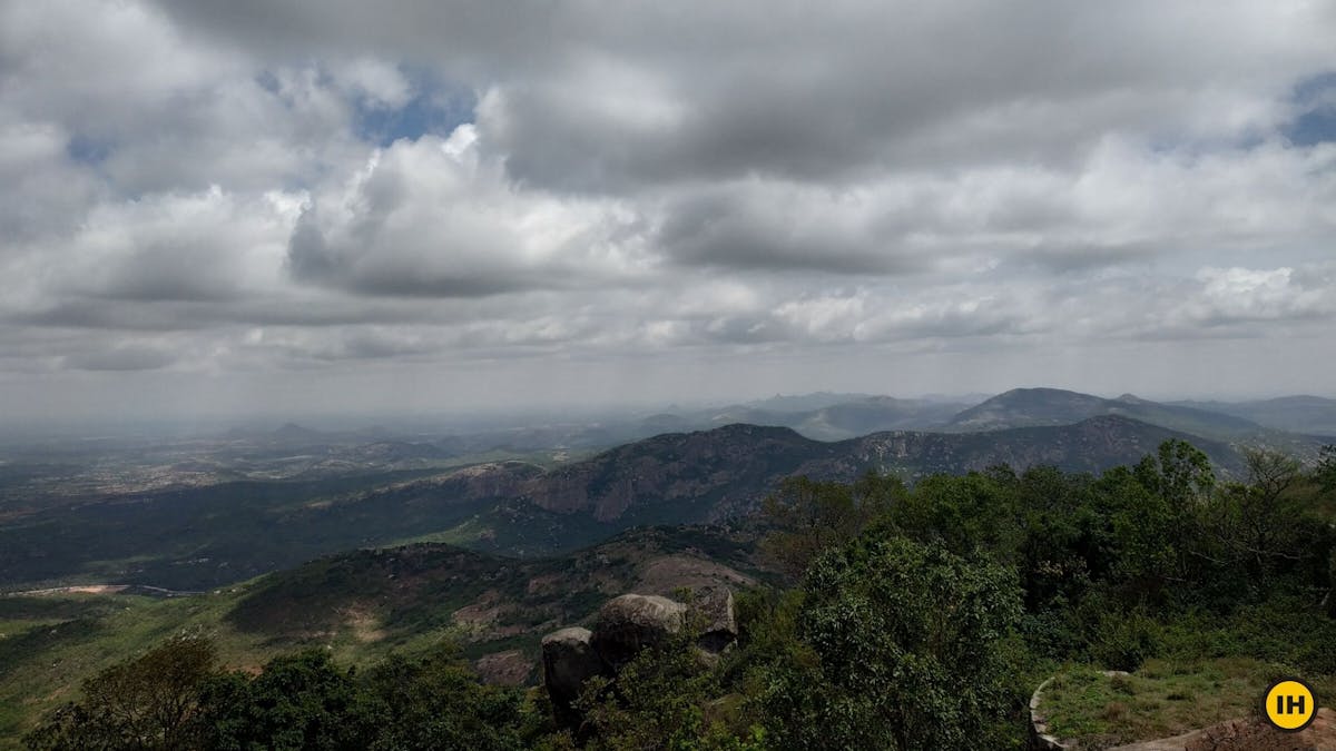 View from the top, Skandagiri, Indiahikes, Skandagiri night trek, treks near Nandi Hills, Skandagiri trek distance, treks near Bangalore, Day treks in Bangalore, skandagiri trekking