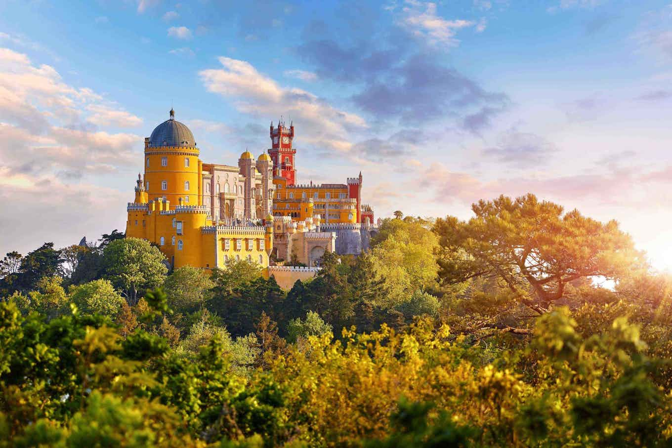 Palácio de Pena e uma vista natural de Sintra