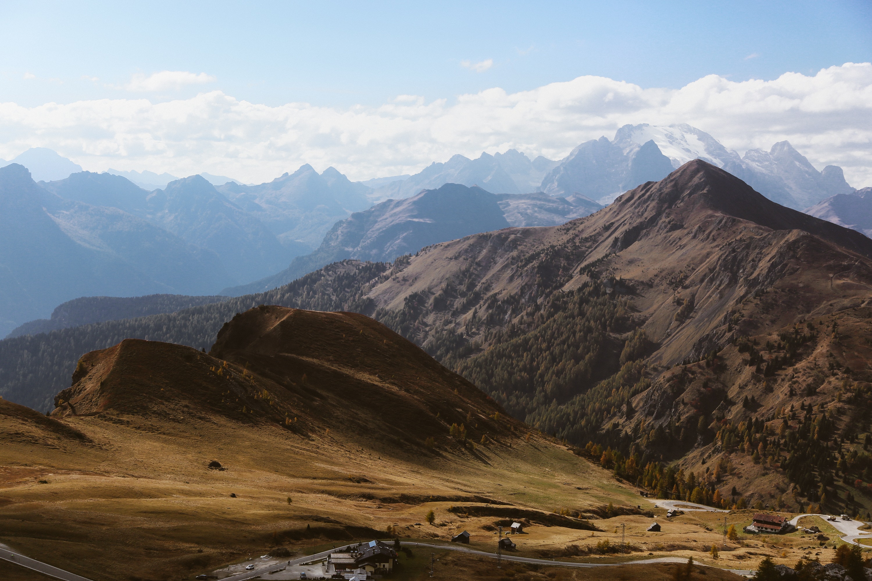 Top National Parks and Scenic Drives Near Bologna