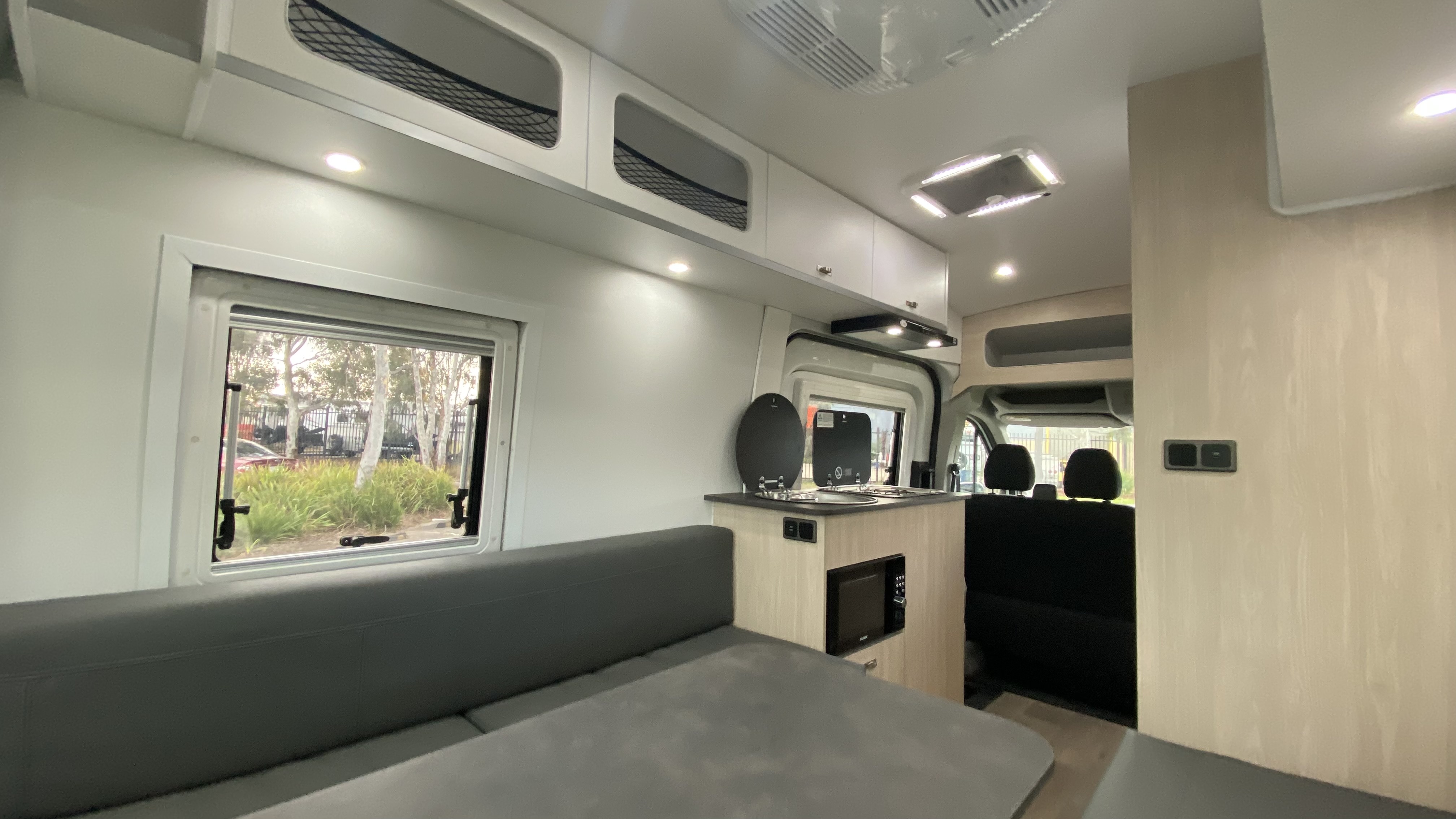 Seeker interior