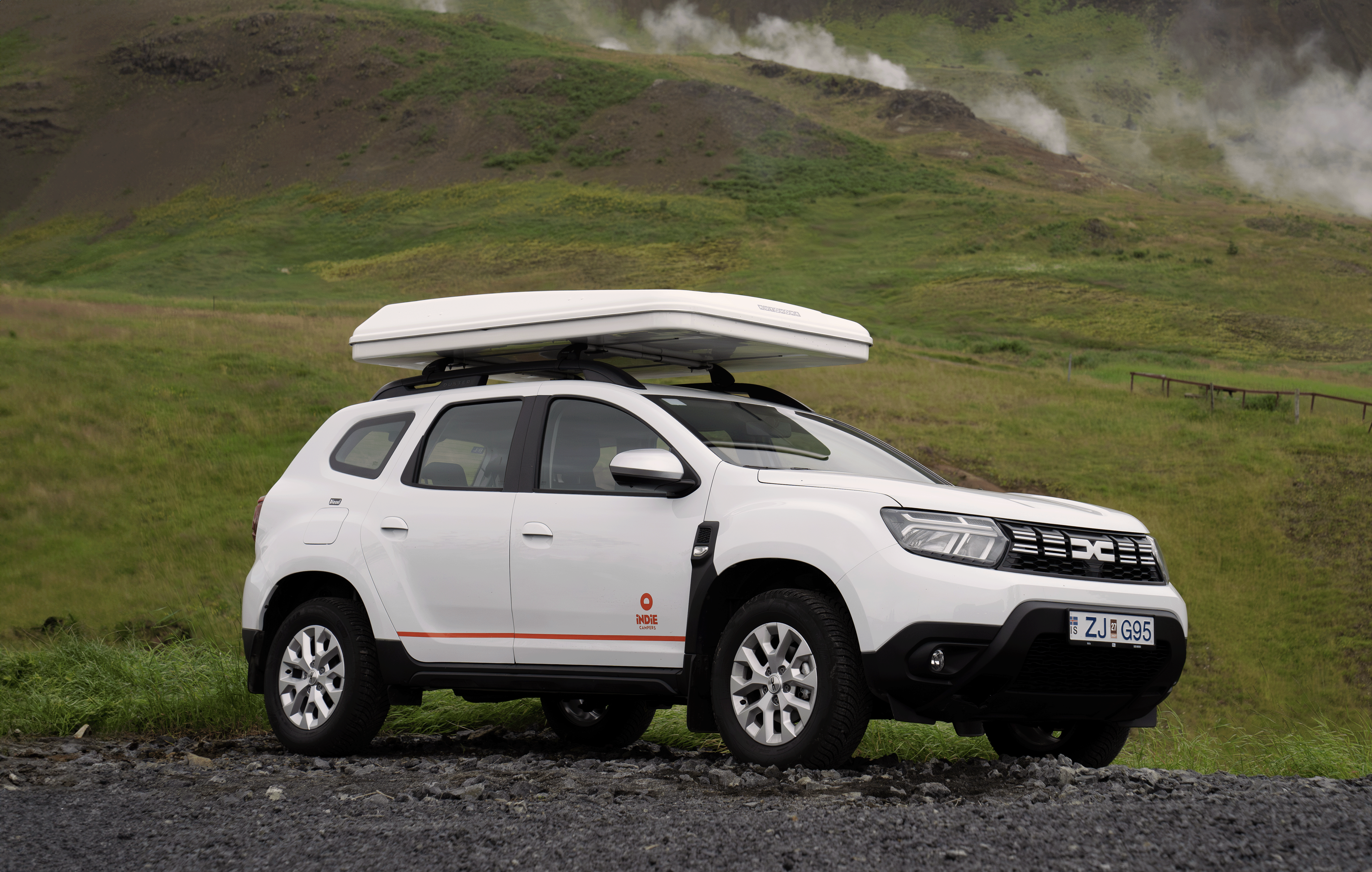 adventure-tent-adventure-tent-select-camper-rental-in-iceland-indie