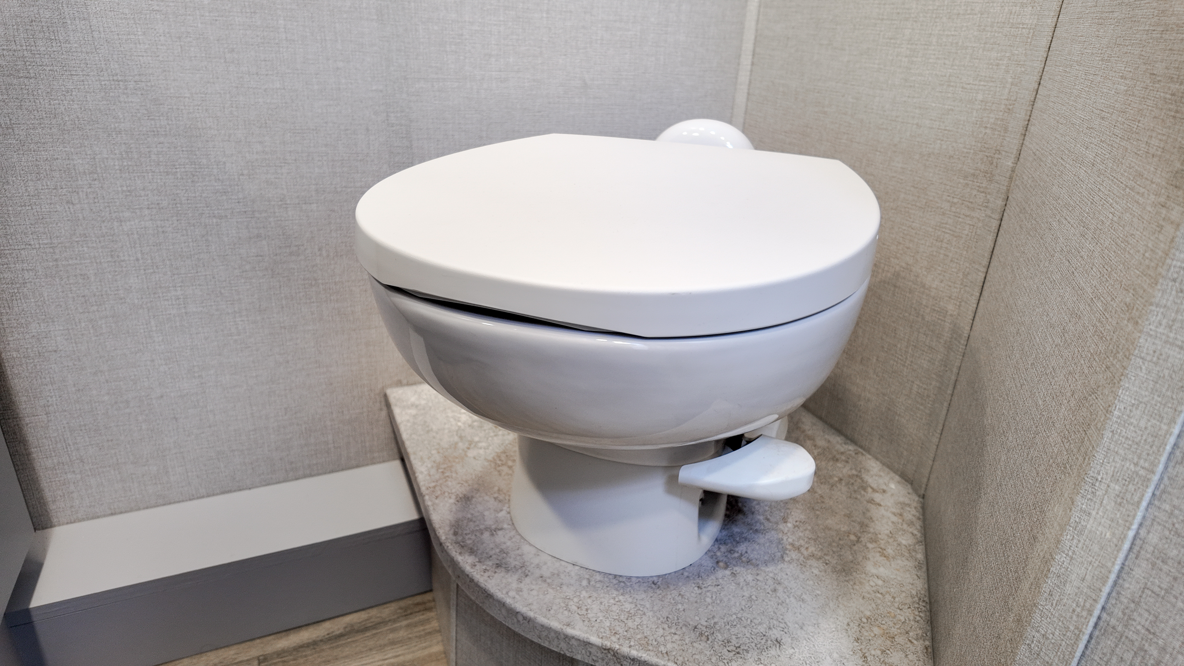 Comfort Space NA Toilet