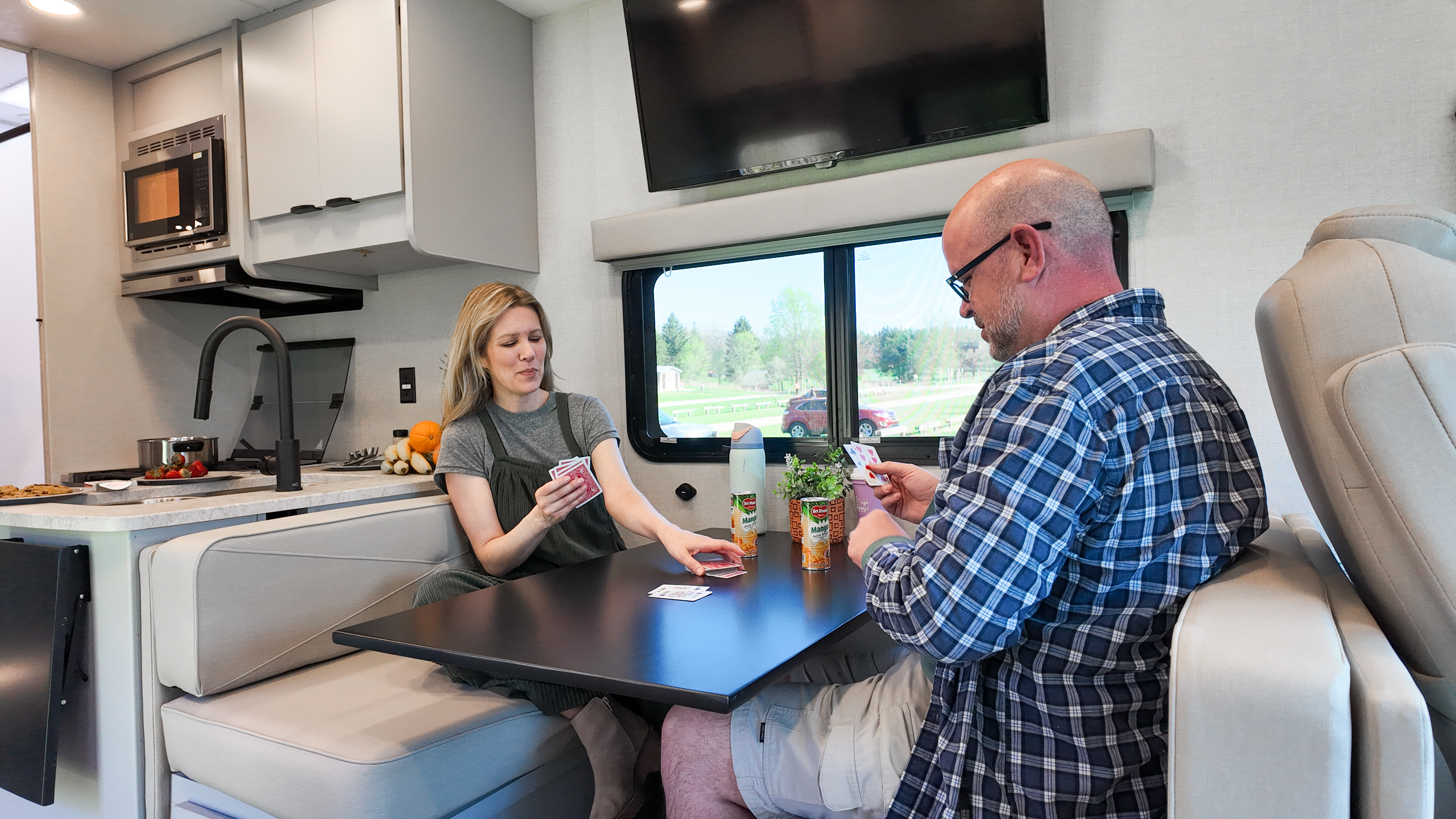 Comfort Space NA Dining Table Lifestyle