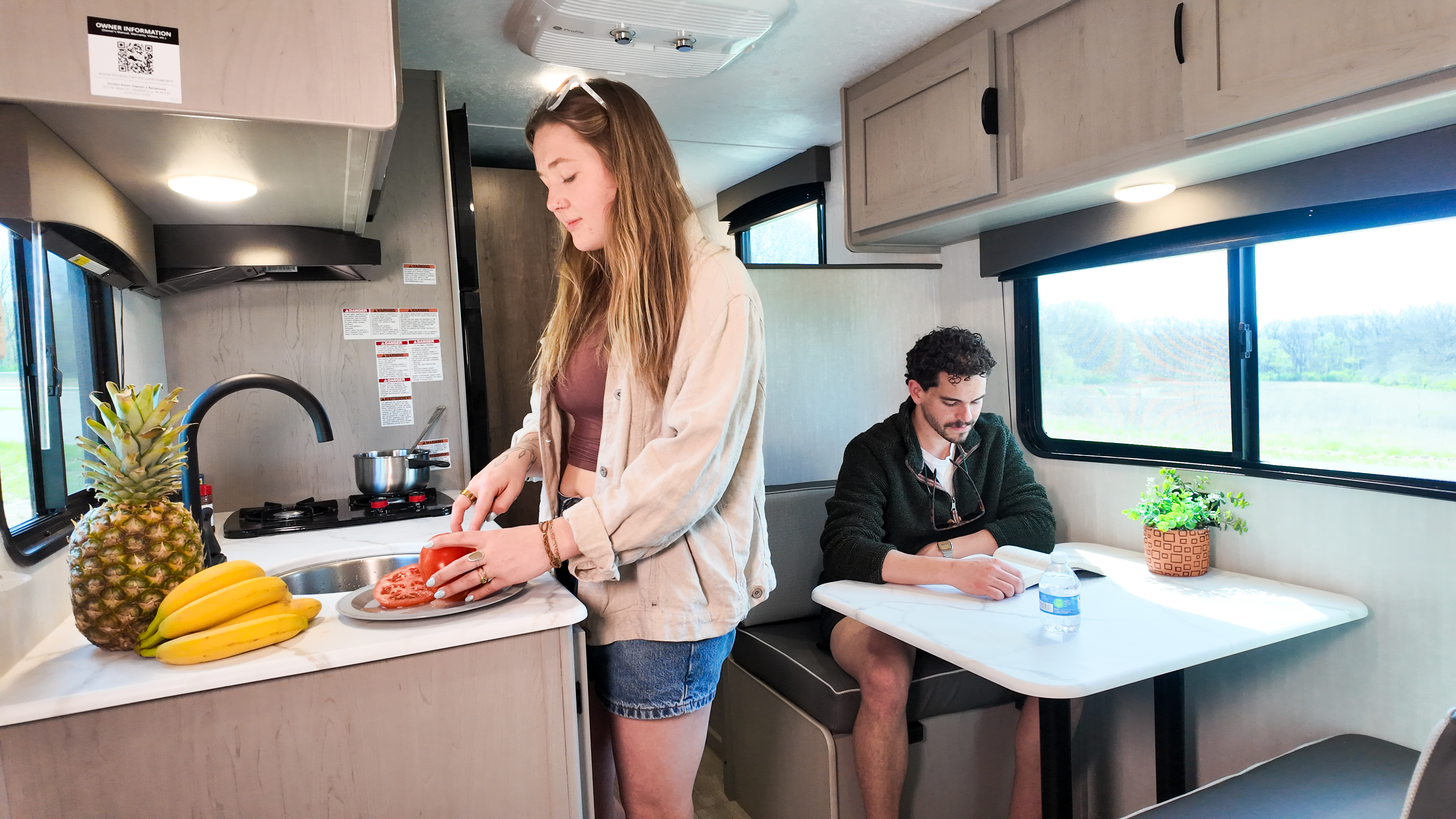 Trailer Towable NA Kitchen Lifestyle