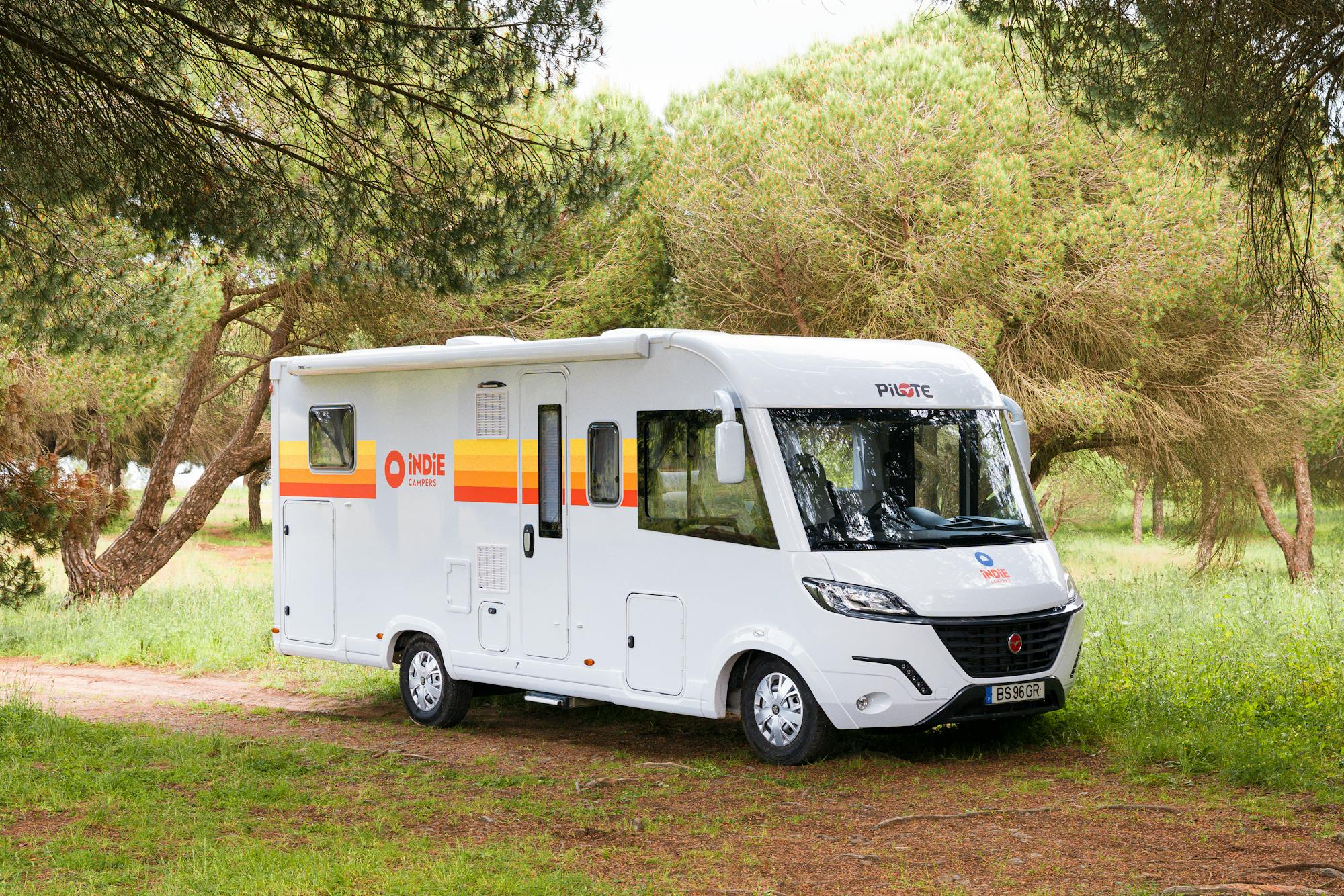 Comfort Space Wohnmobilvermietung In Europa Indie Campers comfort-space-wohnmobilvermietung-in-europa-indie-campers